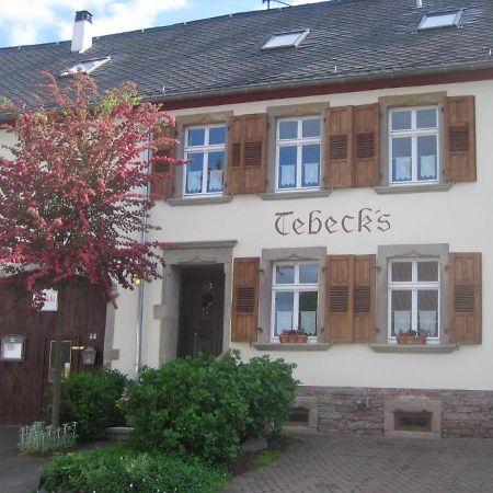 Ferienwohnungen Bistro Tebecks Wadern ภายนอก รูปภาพ